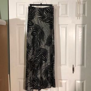 Matty M Maxi Skirt S Palms Black White